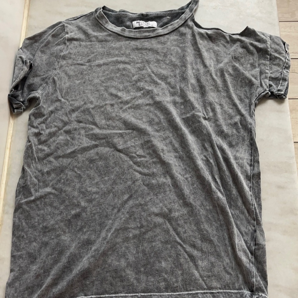 Michael Lauren tee